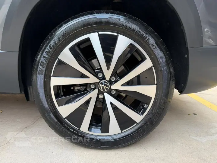 Taos 1.4 250 Tsi Total Flex Highline Automático