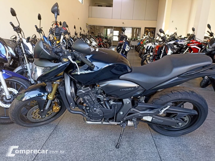 CB 600F HORNET