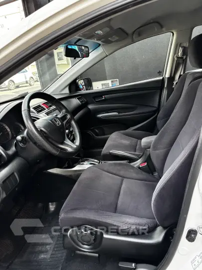 CITY 1.5 LX Sedan 16V