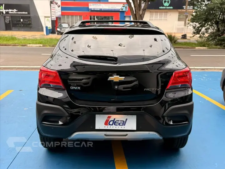 ONIX 1.4 MPFI ACTIV 8V FLEX 4P AUTOMÁTICO