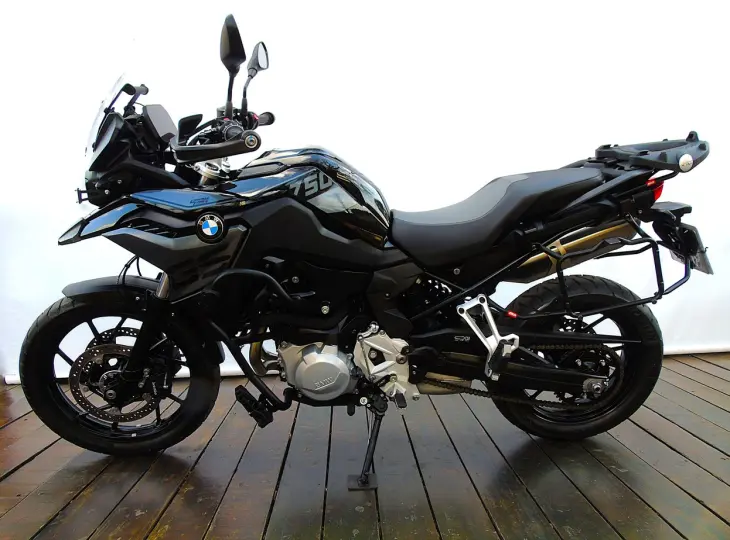 BMW F 750 GS PREMIUM TRIPLE BLACK
