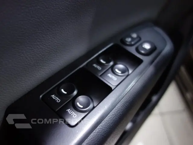 HB20S - 1.6 PREMIUM 16V 4P AUTOMÁTICO