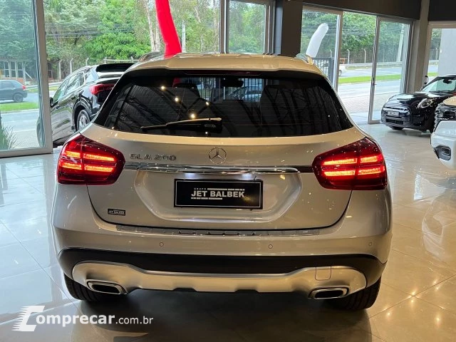 GLA 200 - 1.6 CGI ENDURO 7G-DCT