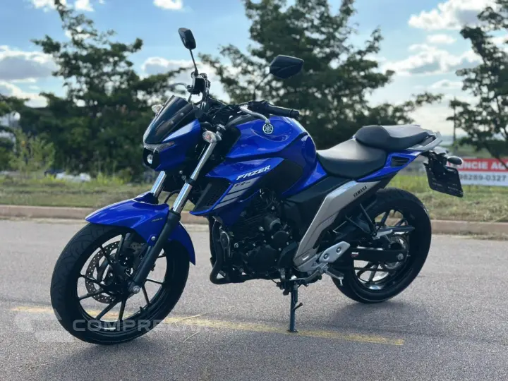 FZ25 FAZER