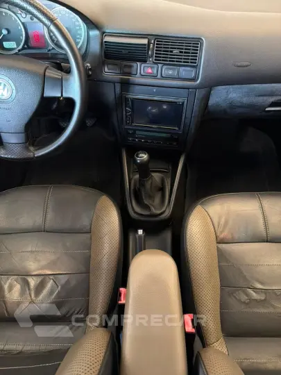 VOLKSWAGEN Golf Sportline 1.6 Mi Total Flex 8V 4p