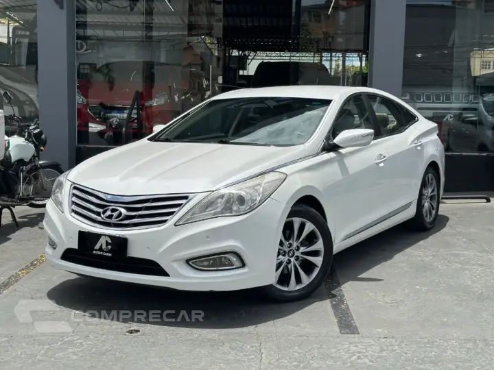 AZERA 3.0 V6 24V 4p Aut.