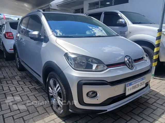 CROSS UP - 1.0 TSI 12V 4P MANUAL