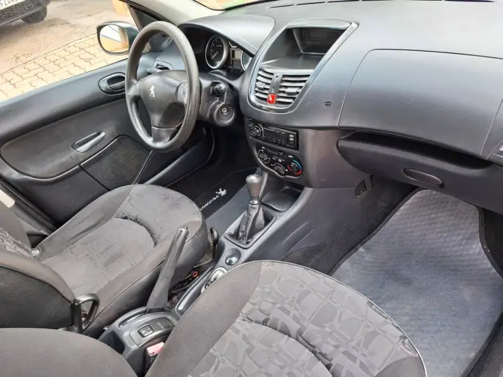 207 1.4 Xr Passion Sport 8V Flex 4P Manual