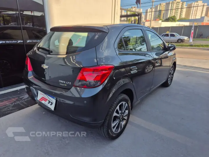 Onix Hatch 1.4 4P FLEX LTZ AUTOMÁTICO
