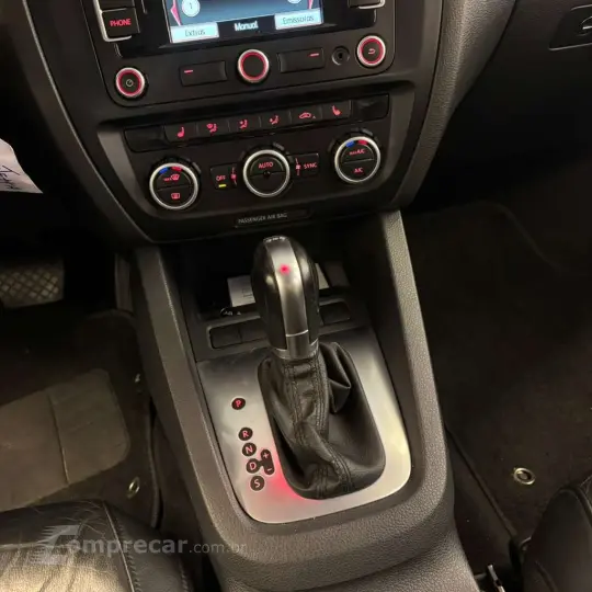 JETTA Highline 2.0 TSI 16V 4p Tiptronic