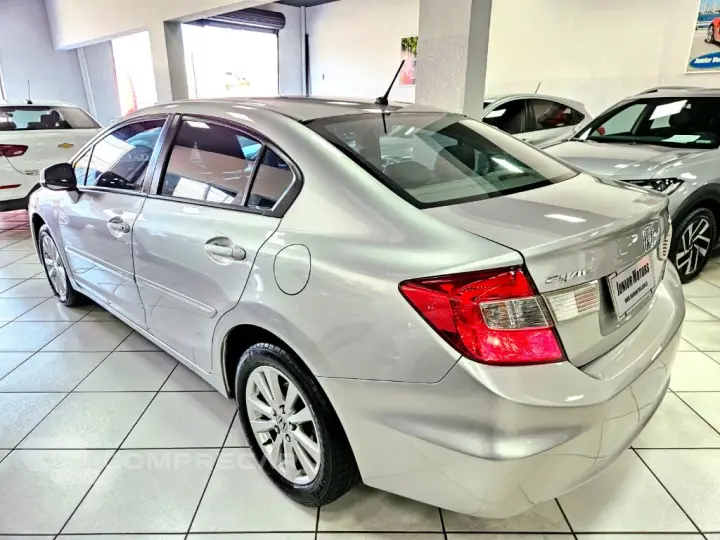 Civic Sedan LXS 1.8/1.8 Flex 16V Aut. 4p