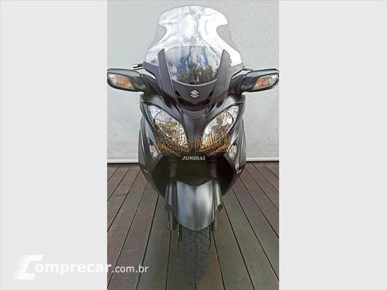 SUZUKI BURGMAN 650 EXECUTIVE