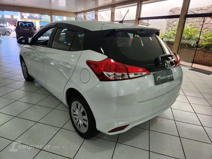 Yaris Hatch 1.5 16V 4P FLEX XL MULTIDRIVE AUTOMÁTICO CVT