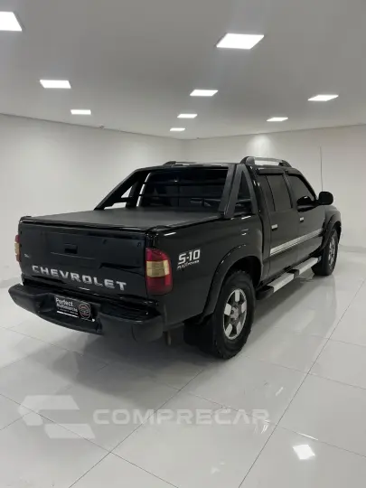 S10 2.4 MPFI Executive 4X2 CD 8V