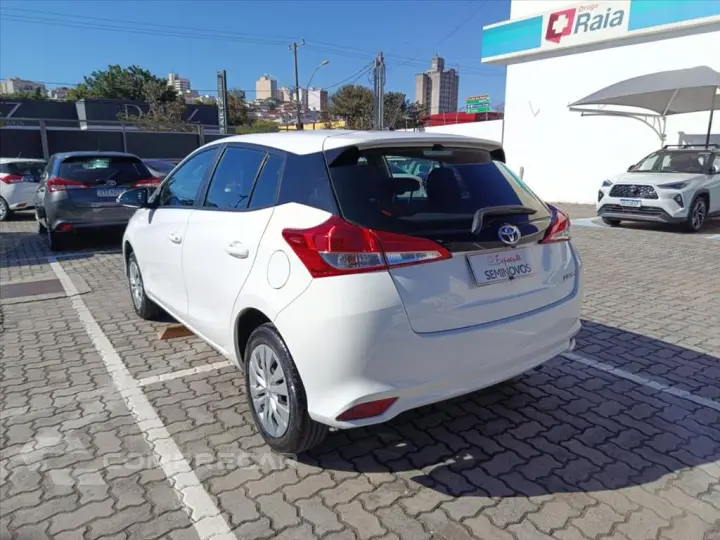 YARIS 1.5 16V FLEX XL MULTIDRIVE