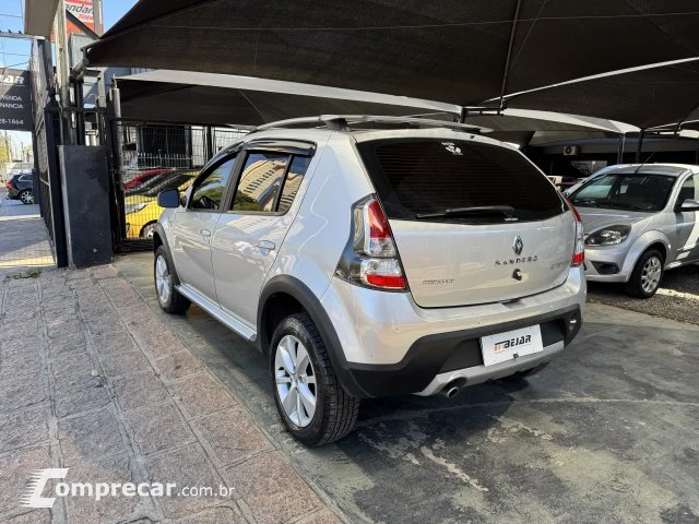 SANDERO - 1.6 STEPWAY 16V 4P MANUAL