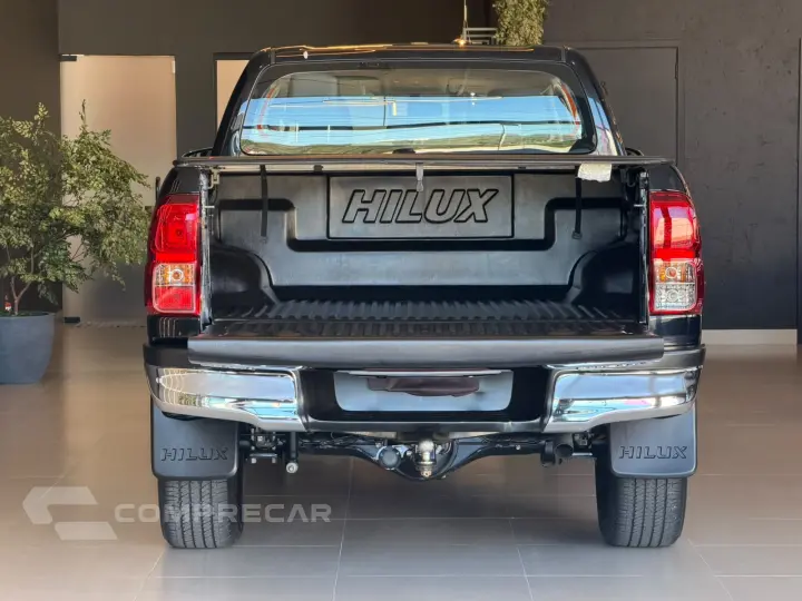 HILUX 2.8 D-4d Turbo CD SRX 4X4