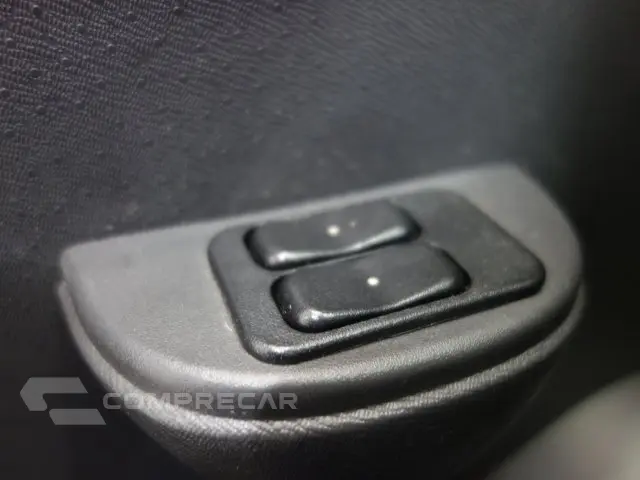 CELTA - 1.0 MPFI LT 8V 4P MANUAL