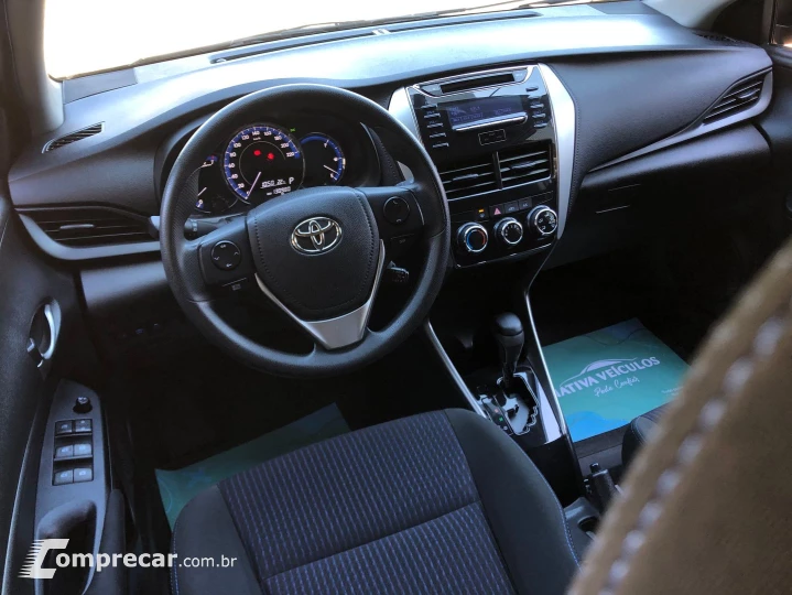 Yaris 1.5 16V Flex Sedan Xl Multidrive