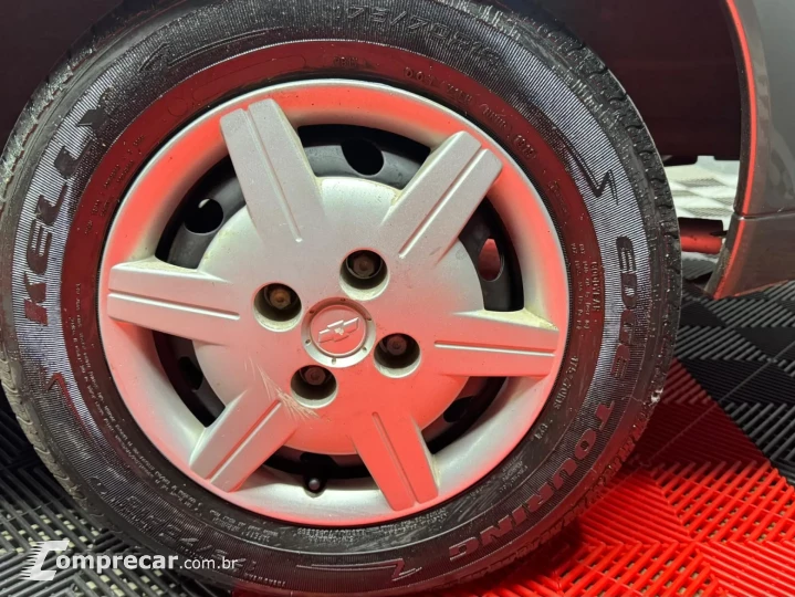 CLASSIC 1.0 MPFI LS 8V 4P MANUAL Vendedor responde rápido