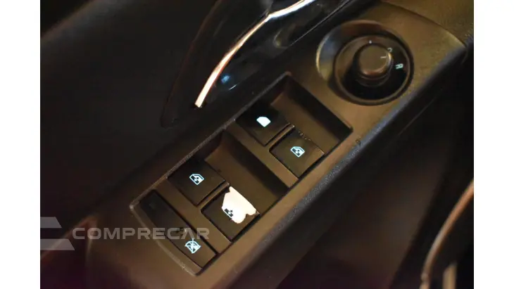 CRUZE SEDAN - 1.8 LT 16V 4P AUTOMÁTICO