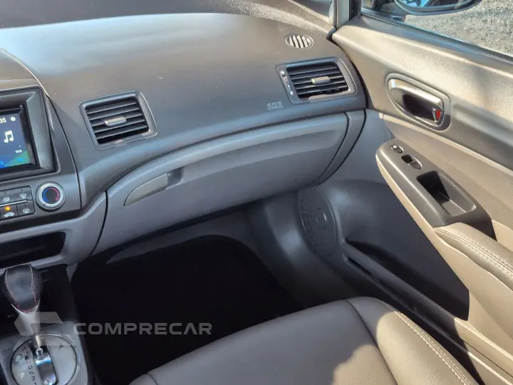 Civic 1.8 Lxs 16V Gasolina 4P Automático
