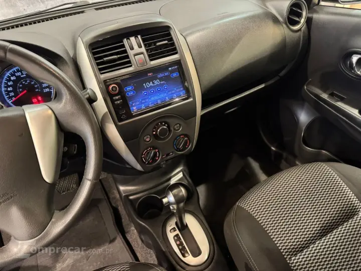 Versa Sedan 1.6 16V 4P FLEX SV