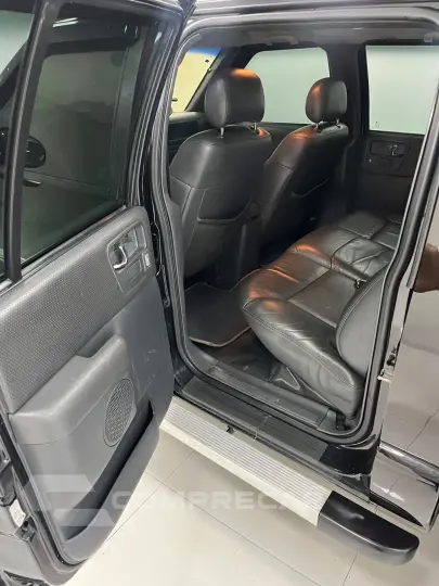 S10 2.4 MPFI Executive 4X2 CD 8V