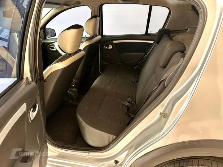 SANDERO 1.6 16V SCE Stepway