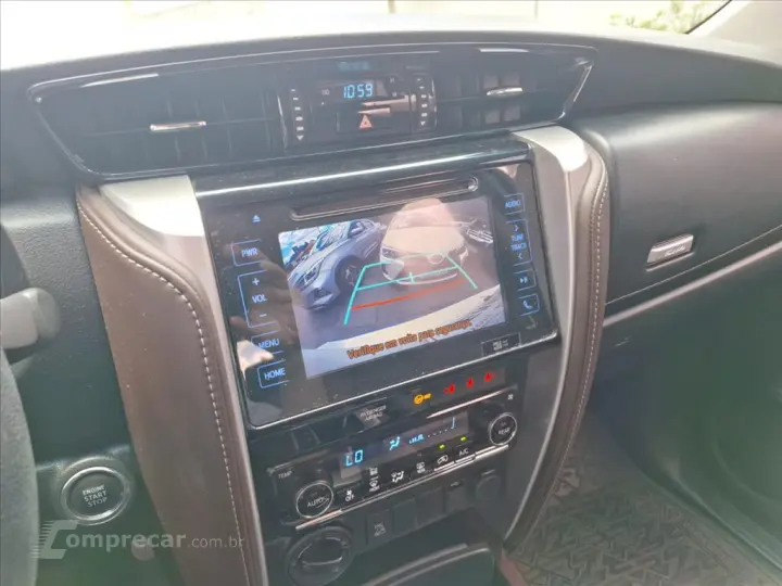 HILUX SW4 2.8 SRX 4X4 7 LUGARES 16V TURBO INTERCO