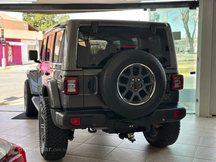 WRANGLER 2.0 TURBO GASOLINA UNLIMITED OVERLAND 4P 4X4 AT8