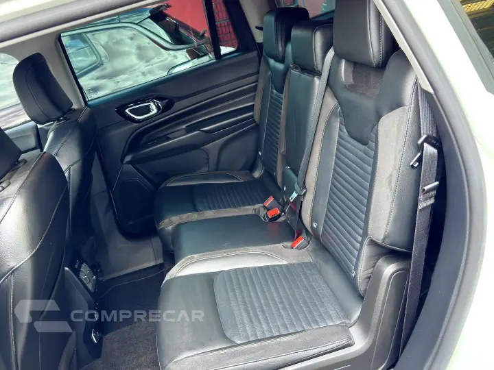 COMMANDER 1.3 T270 TURBO FLEX LIMITED AT6
