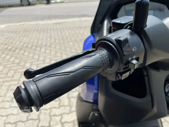 NMAX CONNECTED 160 ABS