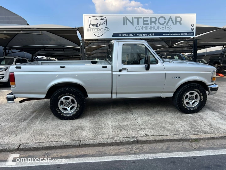 F-1000 2.5 XLT 4X2 CS 8V Turbo