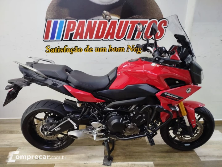 Tracer 900 GT
