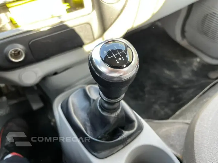 HR HDB HR CAMINHONETE