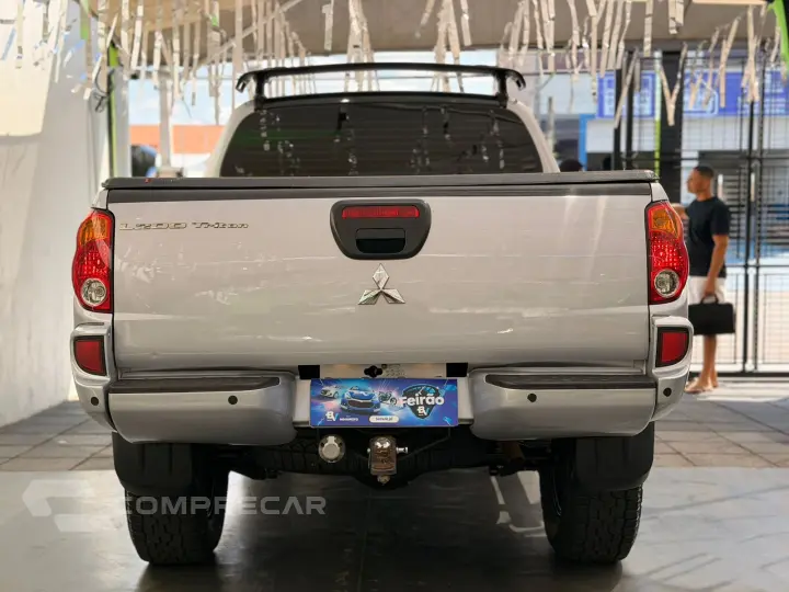 L200 TRITON 2.4 HLS 4X2 CD 16V