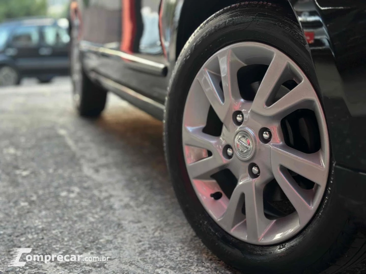 LIVINA 1.6 S 16V FLEX 4P MANUAL