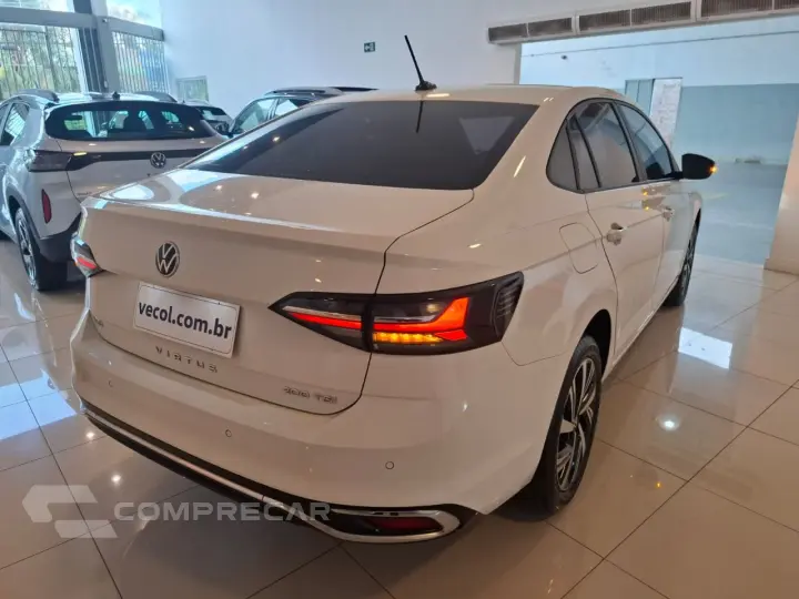 Virtus 1.0 4P 200 TSI FLEX HIGHLINE AUTOMÁTICO