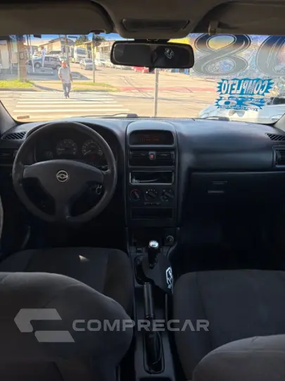 ASTRA 2.0 MPFI Advantage 8V