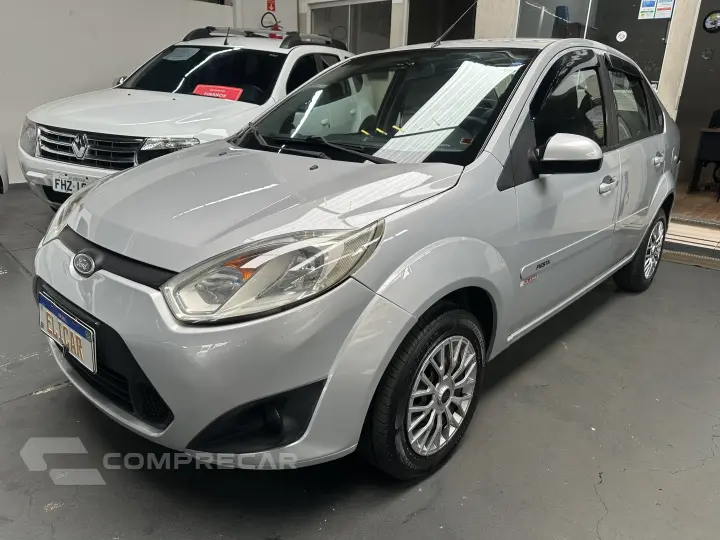FIESTA 1.6 MPI Class Sedan 8V