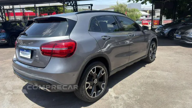 GLA 200 1.6 16V 4P FLEX CGI NIGHT TURBO AUTOMÁTICO