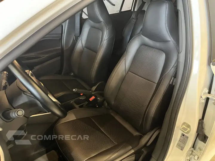 Onix Hatch 1.0 12V 4P FLEX LT TURBO