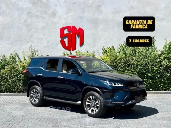 HILUX SW4 2.8 D-4D TURBO DIESEL DIAMOND 7L 4X4 AUTOMÁTICO