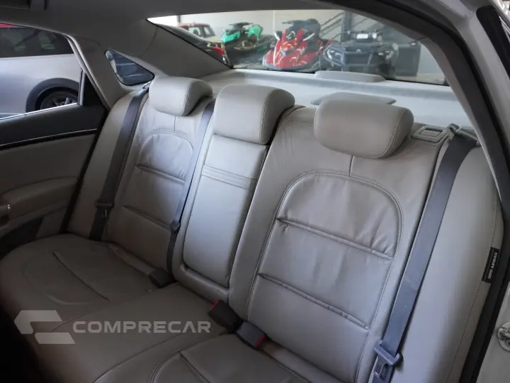 AZERA 3.3 MPFI GLS SEDAN V6 24V GASOLINA 4P AUTOMÁTICO