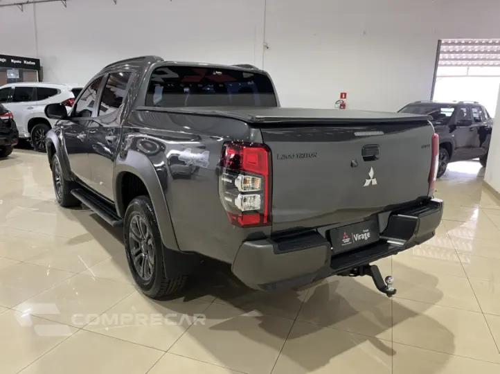 L200 TRITON 2.4 16V Turbo Sport Outdoor GLS CD 4X4