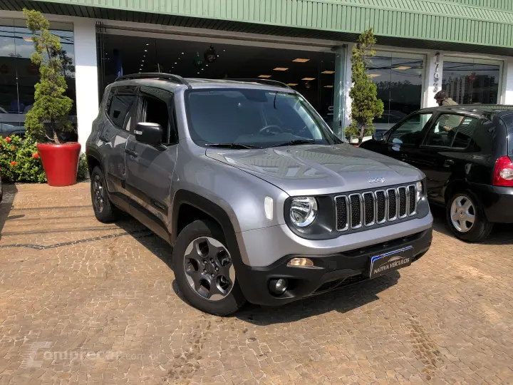 Renegade 1.8 16V Flex 4P Automático