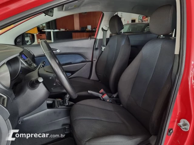HB20 - 1.6 COMFORT PLUS 16V 4P MANUAL