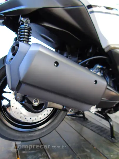 YAMAHA XMAX 250 CONNECTED ABS