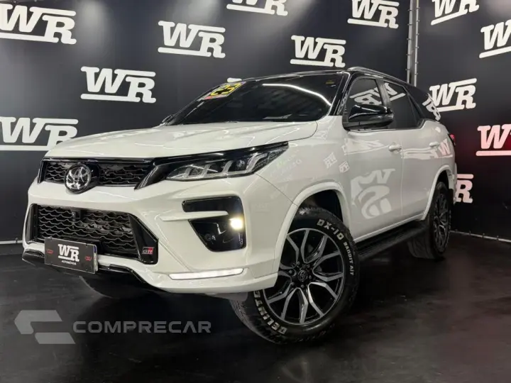 HILUX SW4 2.8 D-4d Turbo Gr-s 7L 4X4